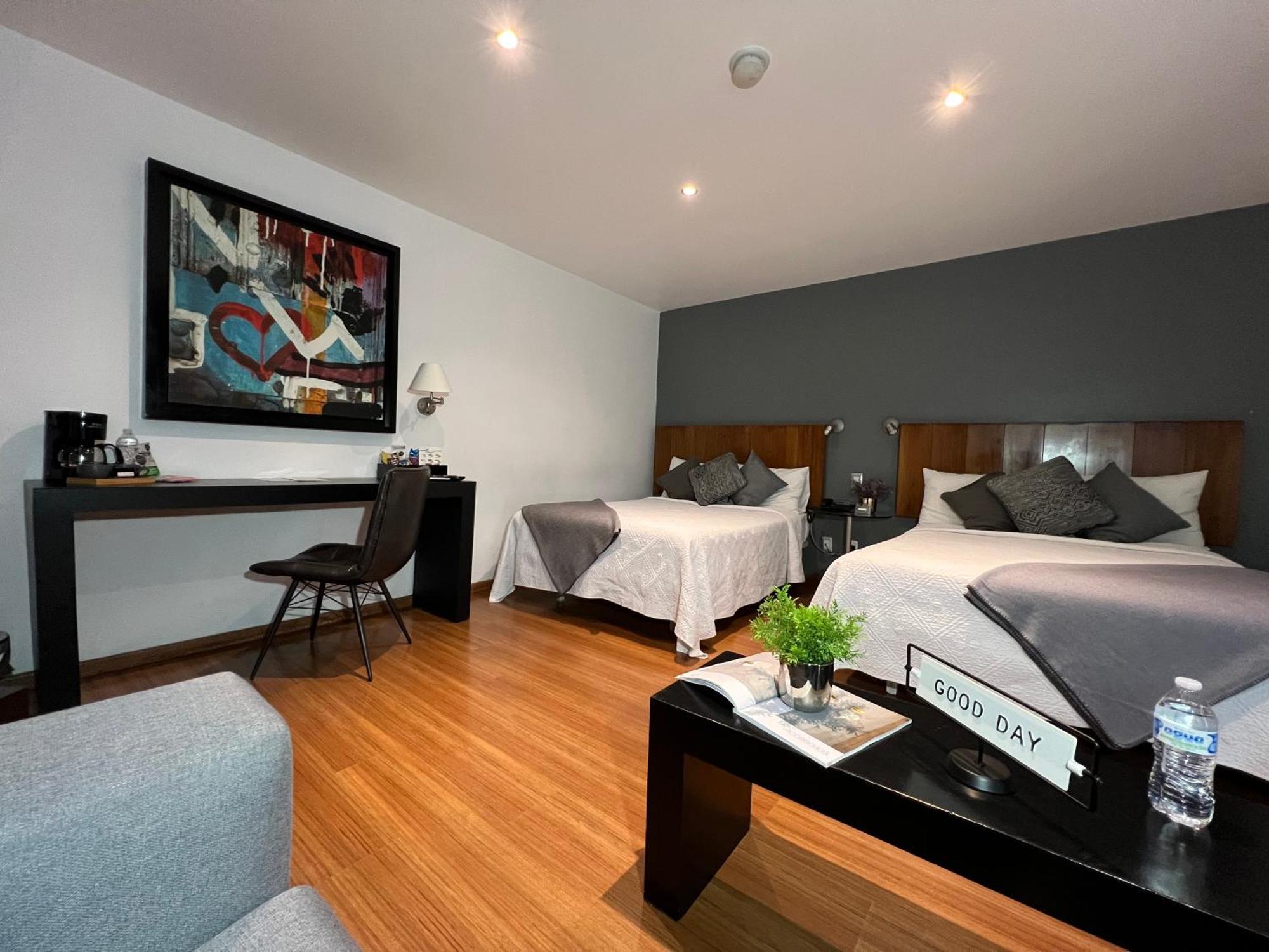 Hotel Clarum 101 Запопан Екстериор снимка