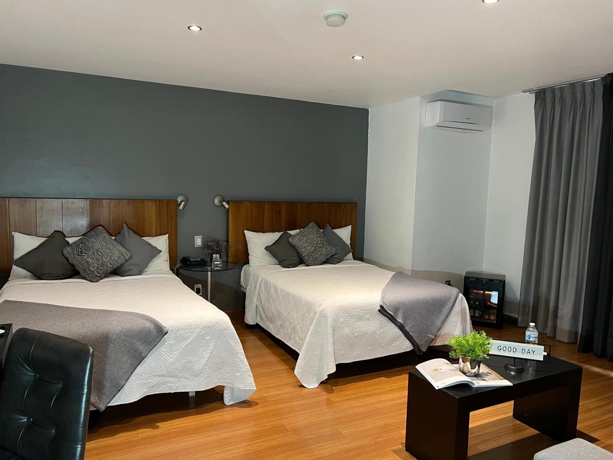 Hotel Clarum 101 Запопан Екстериор снимка