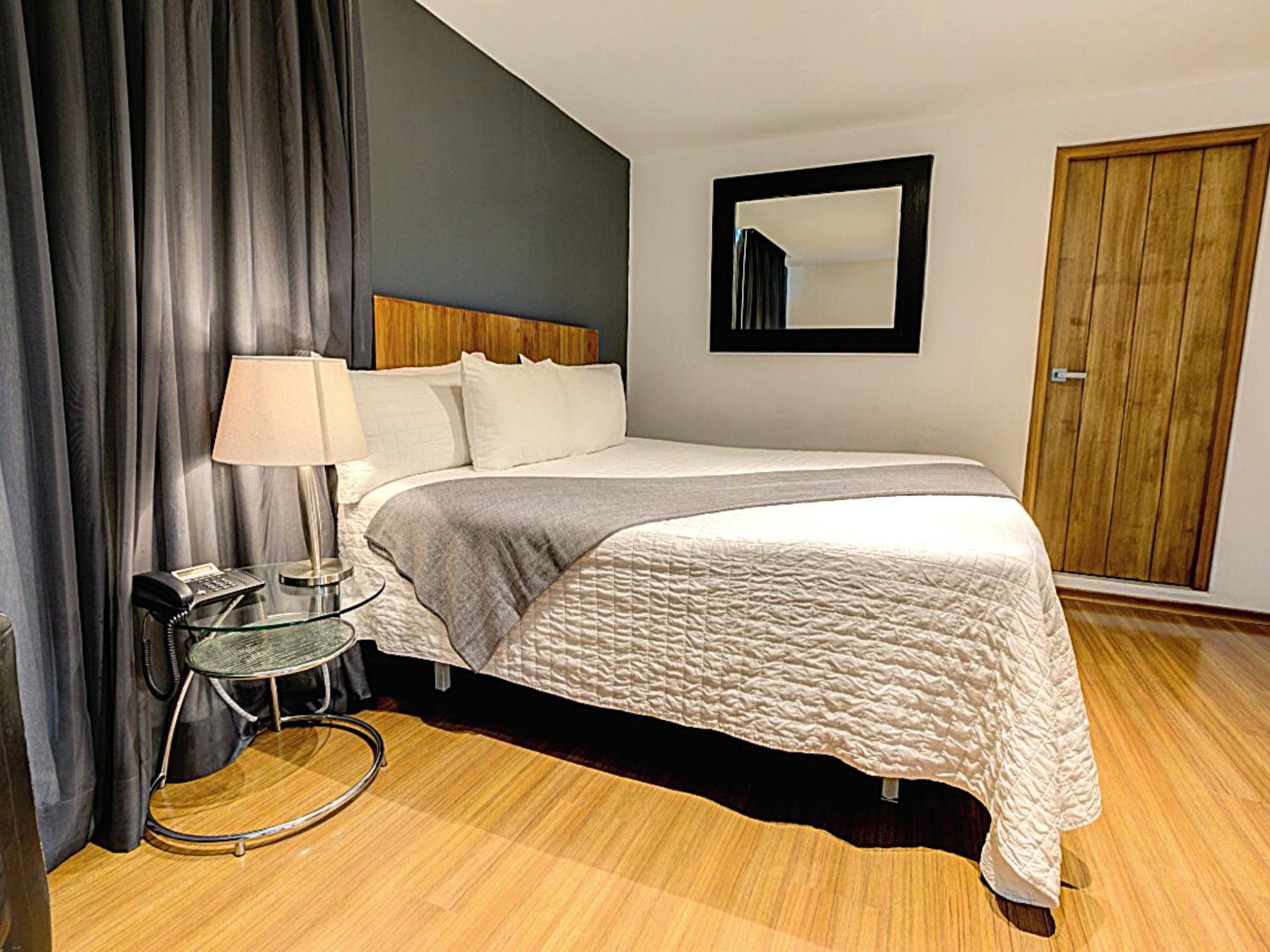 Hotel Clarum 101 Запопан Стая снимка