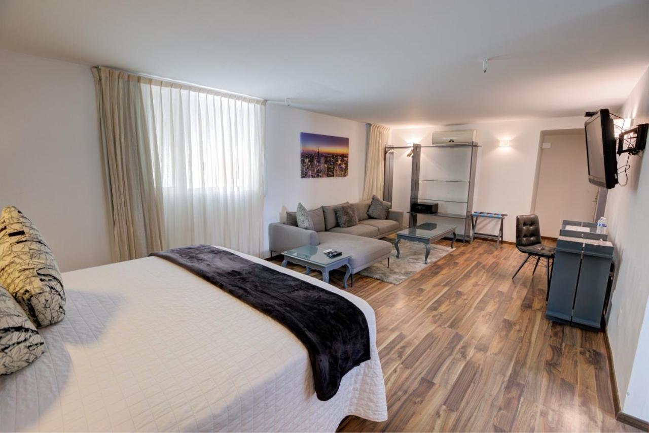 Hotel Clarum 101 Запопан Екстериор снимка