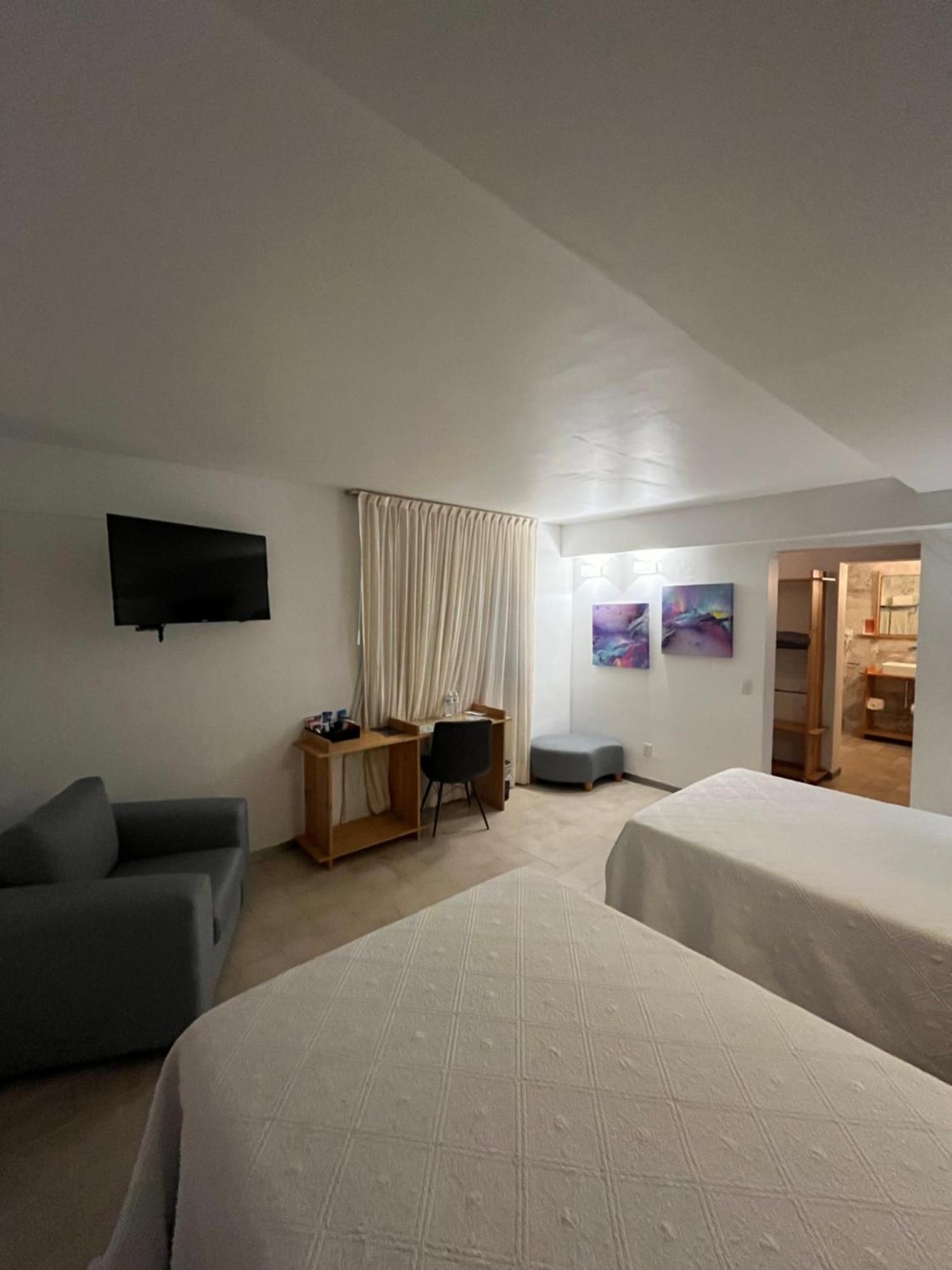 Hotel Clarum 101 Запопан Екстериор снимка